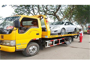 兴山区附近24小时汽车拖车服务热线